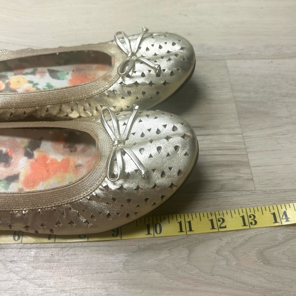Vionic Ballet Flats Spark Surin Gold Leather Metallic Slip On Sz 11 Perforated - Picture 10 of 12